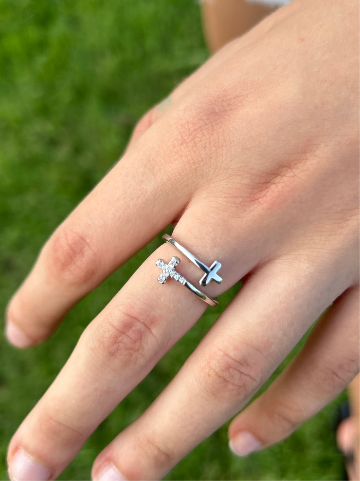✝️ Faithfully Joined Cross Ring (Silver & Gold)
