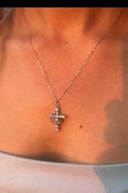 👑Crowned in Faith Cross Necklace (Gold & Silver)