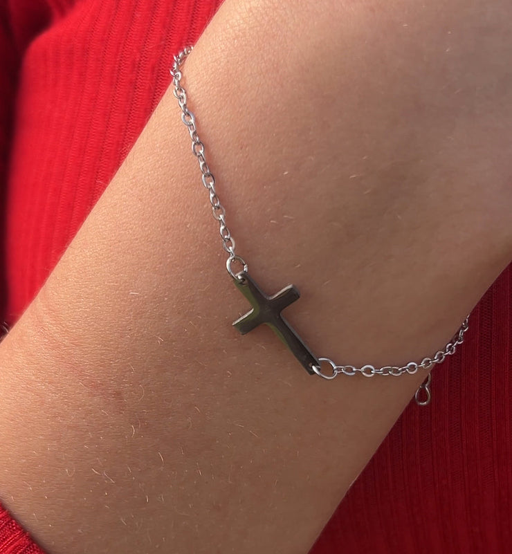 ✨Grace in Faith™ Cross Bracelet (Silver & Gold)